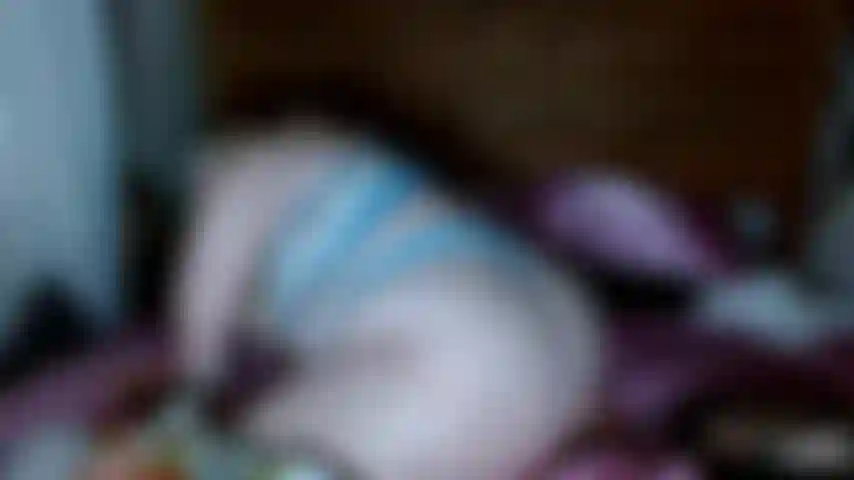 Twerking mientras cuento una historia sucia.