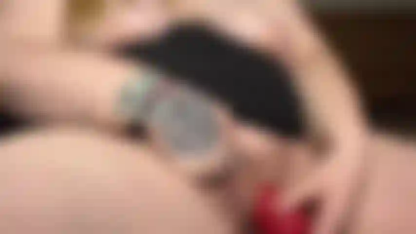 Masterbation larga y cercana con orgasmo intenso.