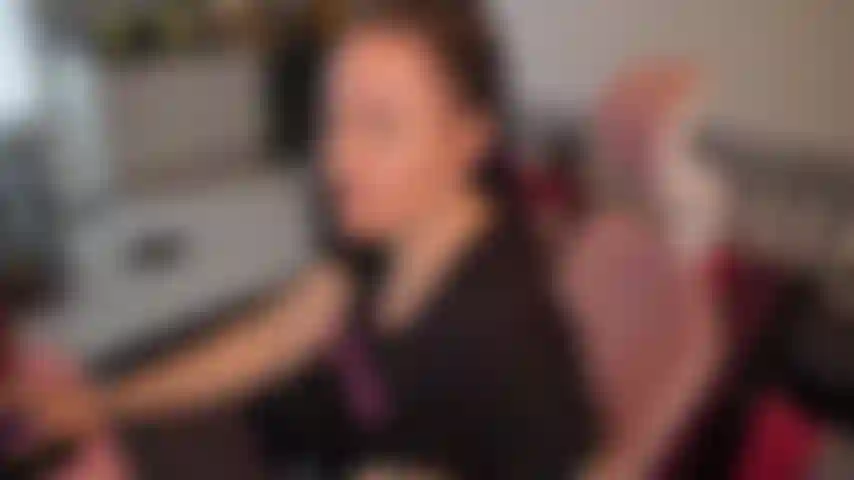 Humiliation, Naked with Foot Fetish in French