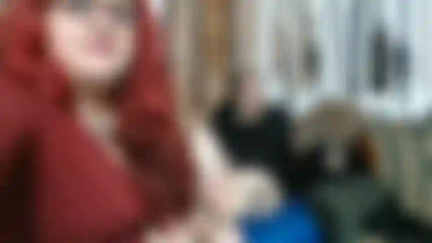 Cosquillas en los pies de mara y leah.