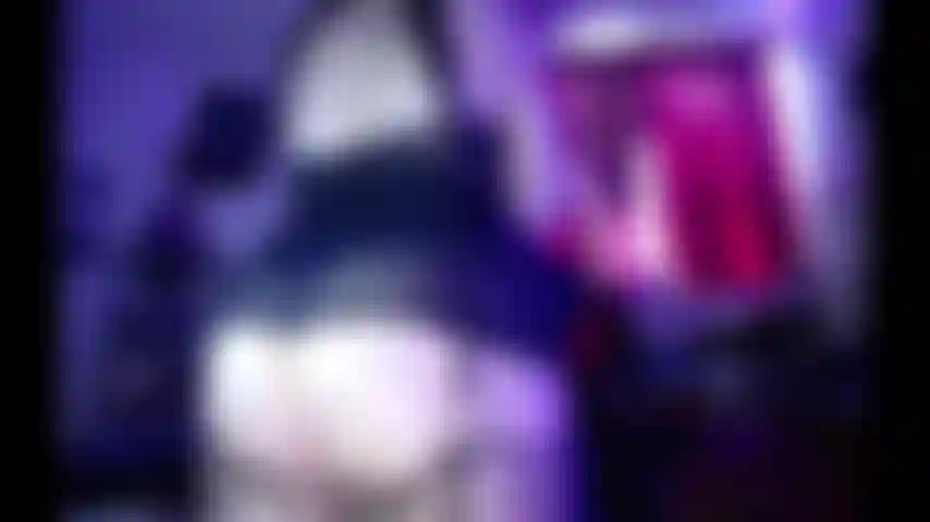 Baile sexy de culo, abrir el ano+coño, dar la vuelta.