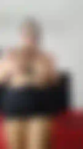 tits big