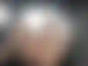 " Paseo en coche cum". Tomamos un uber juntos y me siento juguetona... Mírame bajar para ti en el asiento trasero. Ojalá el chofer no vea!!