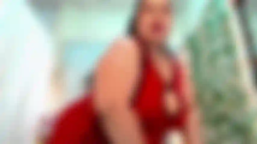 Aceite_en_el_vientre_+_juego_ombligo_.