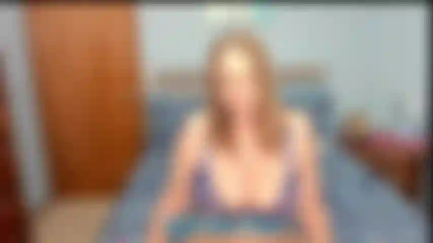 Culo grande provocando y temblando, de pie y sacudiendo el culo, agachándome, charla sucia al estilo perrito, joi.