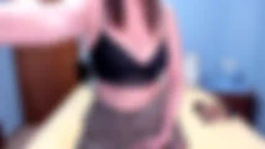 3 Orgasmos hitatchi calientes: el cliente seguía dando propinas por vibra mientras me masturbo y me corro una y otra vez con mi hitachi.