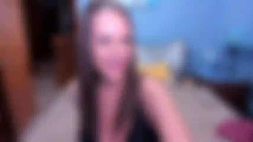 Ronislongtonguesm-me encanta mostrar mi larga lengua burlándote diciéndome lo que haré por ti. Primero te provoco con mi gran trasero en pantalones de yoga mientras chupo mi consolador y te doy primeros planos de mi larga lengua chupando y lamiendo.