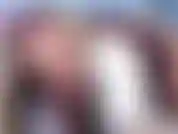 Estoy vestida con un uniforme escolar haciendo el papel de colegiala traviesa llamándote papi mientras te chupo la polla. Tu zorra sucia chupa y monta una bbc diciéndote que amo esa polla negra.