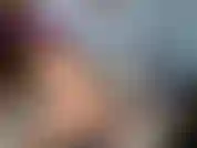 En este clip, estoy desnuda haciendo un espectáculo de oro, follándome el coño con un consolador. Muchas burlas por el culo, follar con juguetes, montar a caballo, joi. Mostrando los pies descalzos y las piernas en el aire y el culo inclinado.