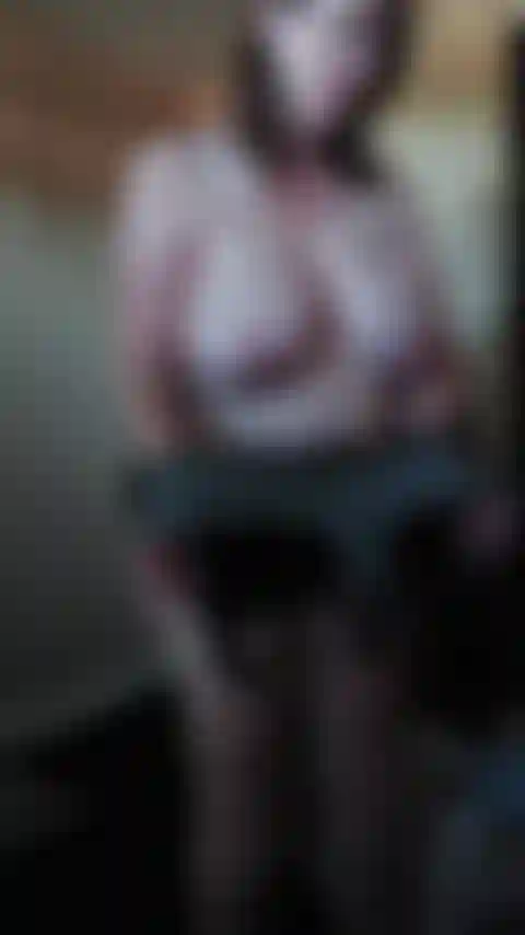 Yo mostrando mis grandes y ricas tetas.