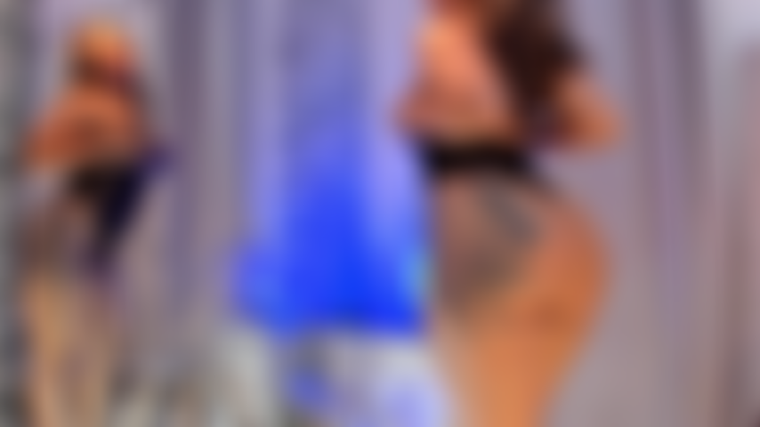 sensual teasing with my body and shake full big ass