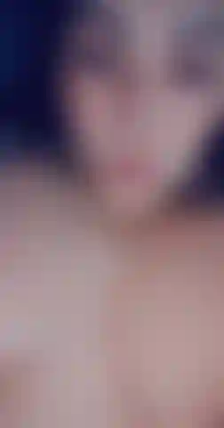 Tu semen en mis tetas.