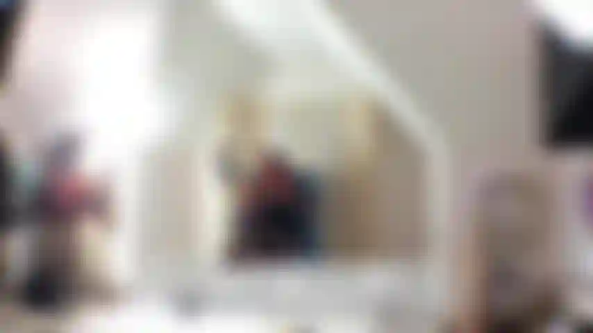 Jagundo ha sido un chico malo al tomar fotos desagradables de sexy, ¡así que decide que es hora de azotar y azotar su trasero!