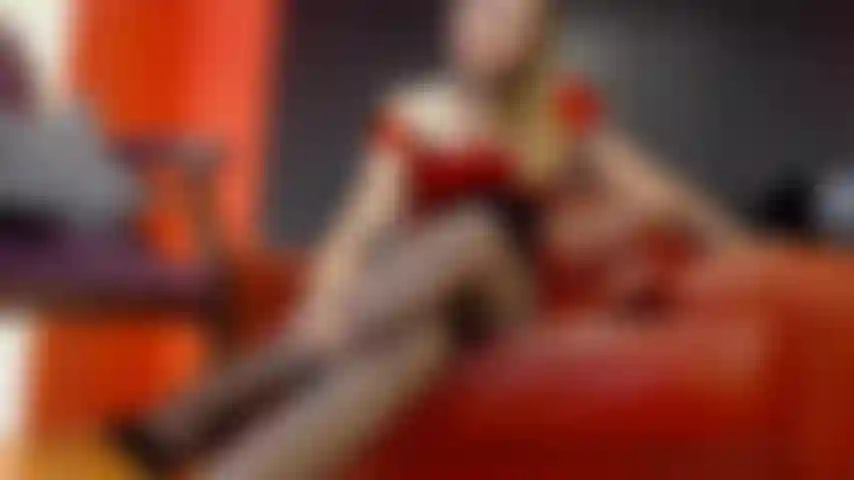 you know just looking at my pics and vids every day makes no sence...make it real