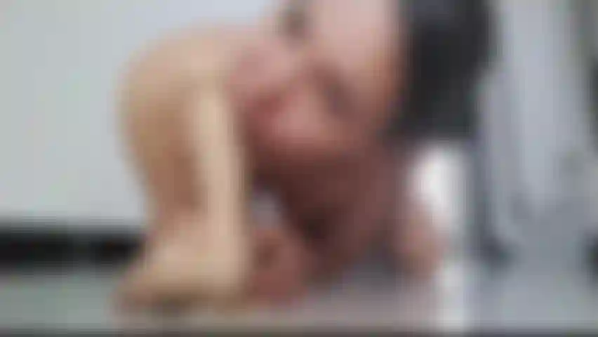 Chupando mi juguete.