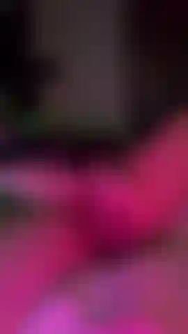 Follando mi coño con mi consolador de 8 pulgadas.