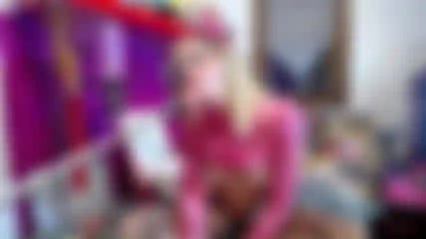 Facefuck_squirt_creamy_pussy_sex machine.