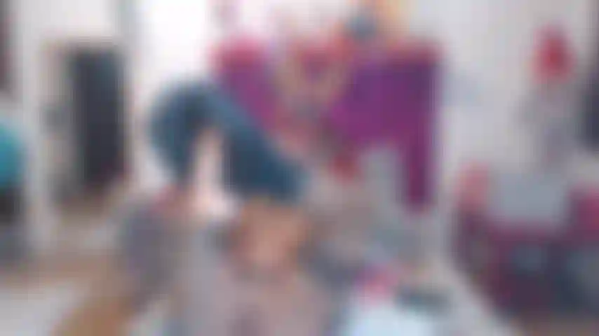 Paja de pies con medias y cadenas ita.