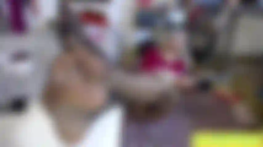 Fetiche ignorado, leyendo un libro. Pies pov.