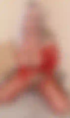 Look at how much my tight wet little pussy is enjoying riding this BBC dildo🥵