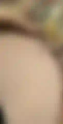 Esta es la sucia fantasía de embarazada a la que te masturbas y es completamente real, mira qué madura y lista estoy, cada curva marcada, empapada solo para ti. Mírame mostrarte exactamente lo grande y llena que estoy desbloquea para ver toda la puta cosa 😏.